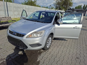 Ford Focus 2 Facelift an 2008 , Sedan, 1.6 benzina PRET NEGOCIABIL!  - imagine 2