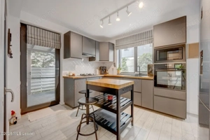 Casă modernă 4 camere,141m,living generos, curte verde, Tunari - imagine 11