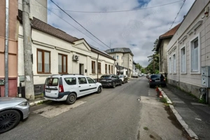 In Cartierul Evreiesc, casa 3 camere pivnita si mansarda open space. - imagine 2