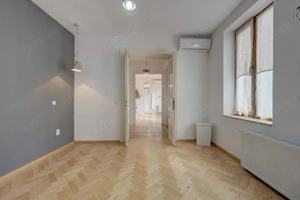 In Cartierul Evreiesc, casa 3 camere pivnita si mansarda open space. - imagine 3