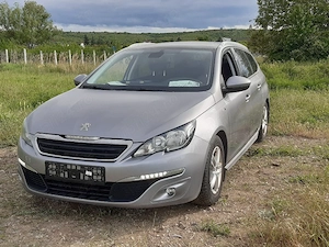 Peugeot 308 - imagine 3