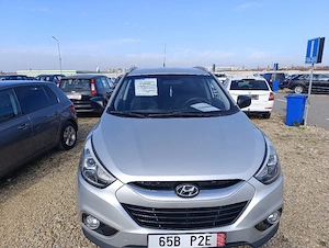 Hyundai Ix35 2.0 benzina163cp, 4x4 ,Octombrie 2015  - imagine 10