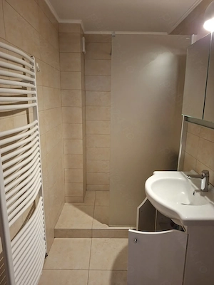 lnchiriez apartament 2 camere cofort 1 sporit zona lenin - imagine 3