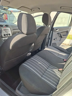 Ford Focus 2 Facelift an 2008 , Sedan, 1.6 benzina PRET NEGOCIABIL!  - imagine 6