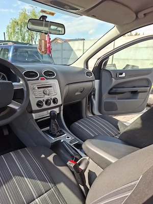 Ford Focus 2 Facelift an 2008 , Sedan, 1.6 benzina PRET NEGOCIABIL!  - imagine 5