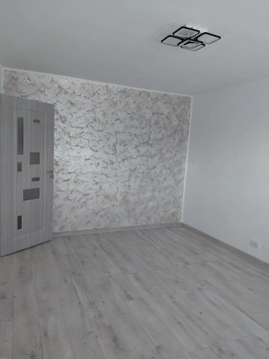 Vand apartament 2 camere, Kaufland Vergului - imagine 2