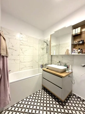 Apartament 3 camere, 71mp, etaj 15 - XCity Towers Torontal - imagine 9