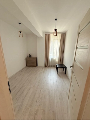inchiriez apartament 3 camere Aparatorii Patriei - imagine 3
