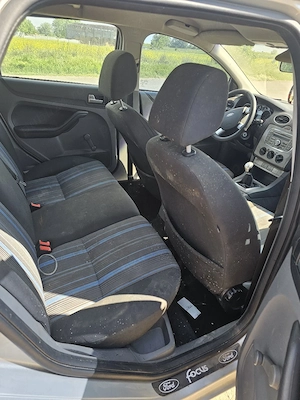 dezmembrez ford focus 1.6 TDCI - imagine 2