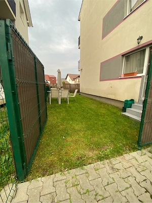 Proprietar Vand apartament 3 camere + curte proprie  - imagine 5