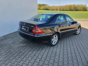 Vând Mercedes C-Klasse C200 W203 2.2Cdi  Avantgarde - imagine 6