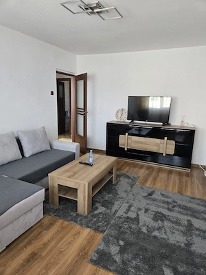 Proprietar inchiriez apartament 2 camere