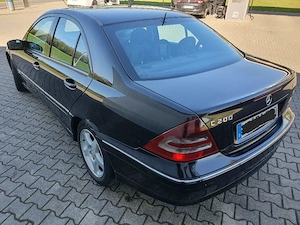 Vând Mercedes C-Klasse C200 W203 2.2Cdi  Avantgarde - imagine 3