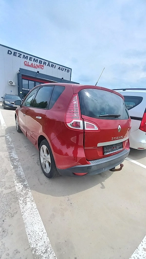Dezmembram Renault Scenic 3 1.4 TCE H4J 700 cod cutie TL4 036 - imagine 3