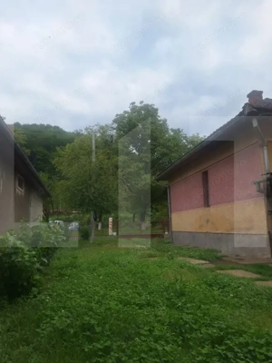 De vanzare casa 4 camere in Nadrag - imagine 2