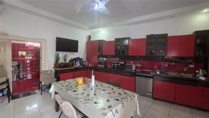 Casa boiereasca, teren 418 mp, pretabila- clinica, birouri, locuinta - imagine 3
