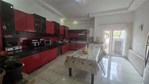 Casa boiereasca, teren 418 mp, pretabila- clinica, birouri, locuinta - imagine 4