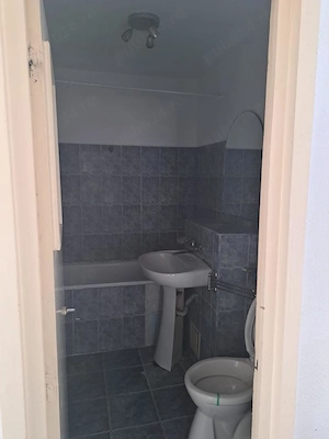 Apartament 2 camere , Strada Dorna , Carpati 2 , et. 4 , 62.900 usor neg. - imagine 13