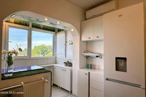 Fizicienilor - Lacramioarei, 3 camere 67 mp, pod 40 mp, modernizat