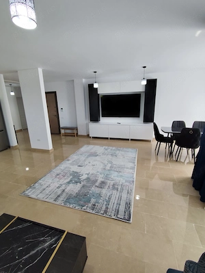 Inchiriez apartament 4 camere,faleza nord,zona Pescarie,Bd Mamaia 294B - imagine 10
