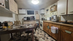 Casa pe sol, teren 372 mp - zona centrala - imagine 3