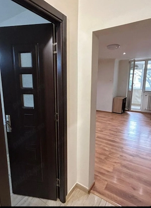 Apartament cu o cameră zona Tătărasi Flora ,etaj 1 - imagine 8