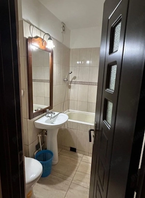 Apartament cu o cameră zona Tătărasi Flora ,etaj 1 - imagine 9