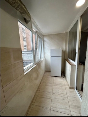 Apartament cu o cameră zona Tătărasi Flora ,etaj 1 - imagine 3