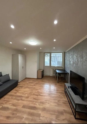 Apartament cu o cameră zona Tătărasi Flora ,etaj 1 - imagine 6
