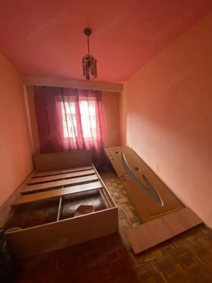 Apartament 3 camere, 65mp, decomandat, zona Racheta - imagine 2