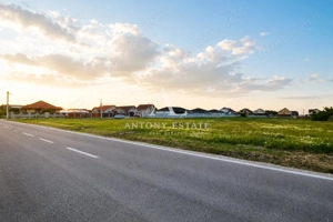 Antony Estate | Teren de vanzare in Santandrei