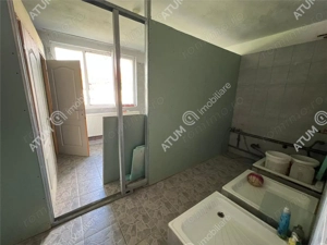 Casa la cheie cu 200 mp utili P+E si curte 250 mp zona Gusterita Sibiu - imagine 9