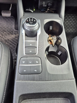 Ford Kuga 2.5 PHEV Titanium X 2023 - imagine 4