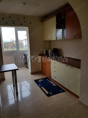2 camere decomandat etaj 3 renovat -CENTRALA