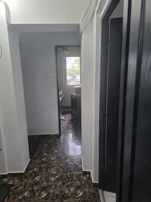 Trei camere ,decomandat,etaj 1,zona Alexandru cel Bun Minerva - imagine 6