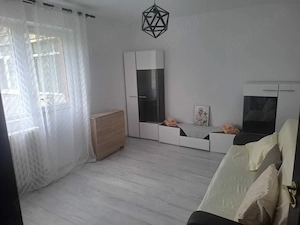 Trei camere ,decomandat,etaj 1,zona Alexandru cel Bun Minerva - imagine 2