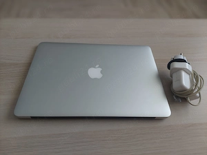 Apple Mac Book Air 13 inch, procesor i7 , 256 GB SSD, 8 GB RAM, impecabil - imagine 3
