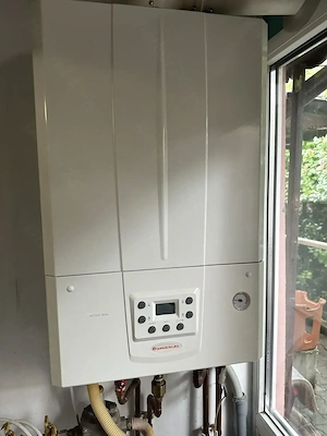 Agentia imobiliara VIGAFON vinde corp casa 2 camere Bariera Bucov - imagine 8