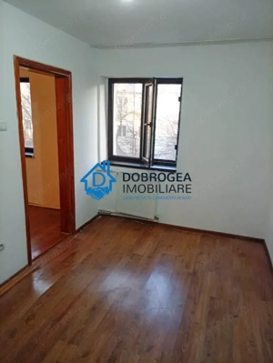 23 AUGUST- APARTAMENT 3 CAMERE, ETAJ 1 - imagine 5