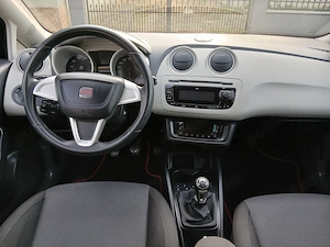Seat ibiza an 2009 benzina 1.4 klimatronic adus recent Germania  - imagine 9