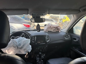 Vand autoturism avariat Jeep Comapss - imagine 9