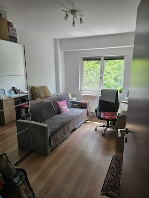 Apartament 3 camere de vânzare, Zona Lacul  Tei,  strada Grigore Ionescu