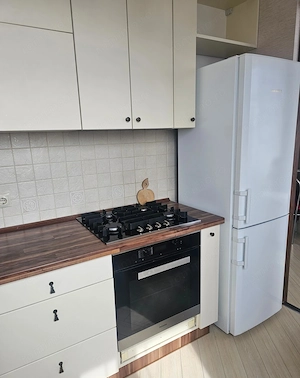 De vanzare apartament cu 2 camere in zona Circumvalatiunii - imagine 3