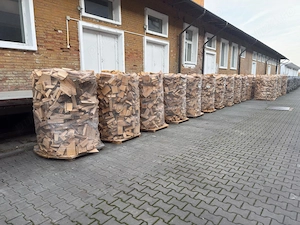 EXPANSION - Vindem lemn de foc din fag