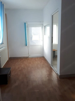 Cotroceni parter de casa 24 mp pt birou productie 400 euro/luna