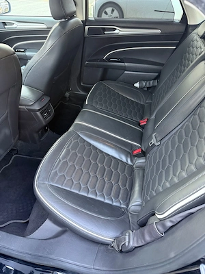 Ford Mondeo 2.0 TDCi Powershift AWD - imagine 3