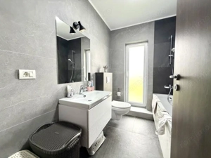 Duplex despartit prin garaj, 5 camere, 137 mp utili - Dumbravita - imagine 16
