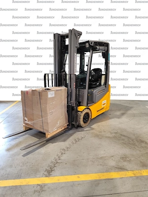 Electrostivuitor Jungheinrich EFG 215, capacitate 1500 kg