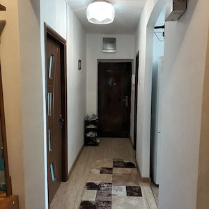 Apartament cu 4 camere decomandat  - imagine 5