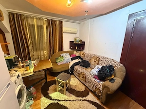 vind apartament trei camere semidecoandat  - imagine 2